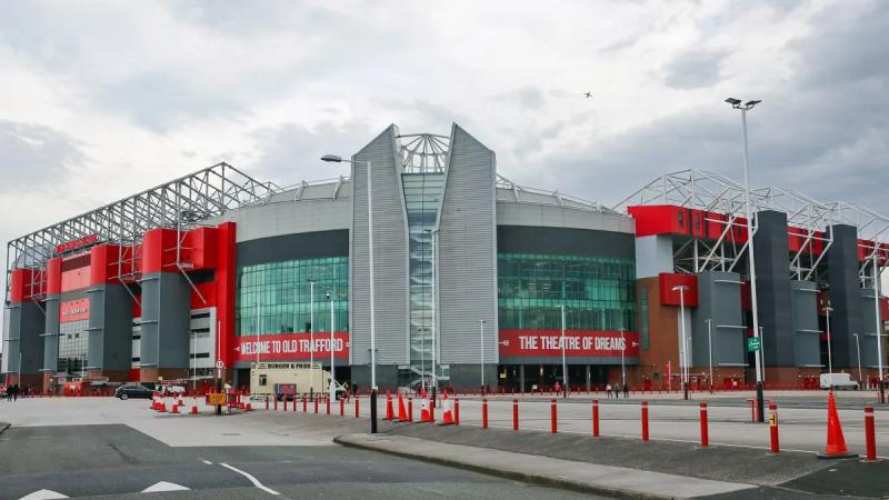 decaying old trafford will drive man utds sale price down 162376d