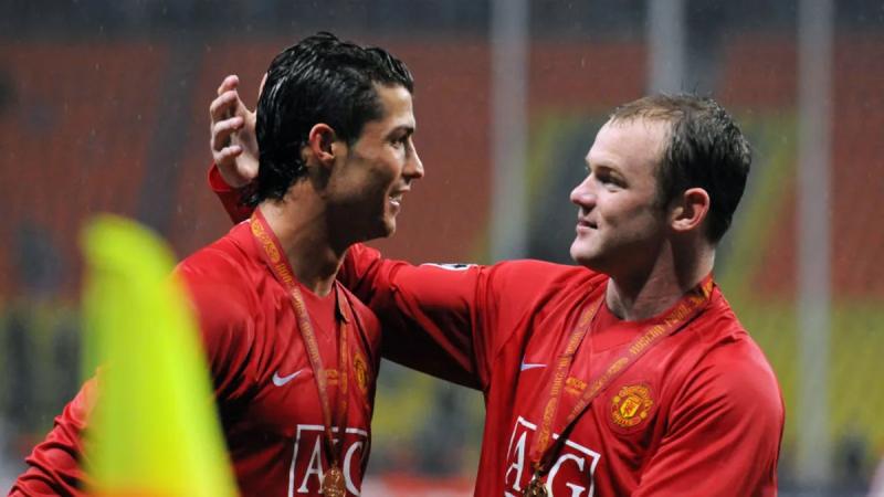 Rooney offre une branche d'olivier à Ronaldo