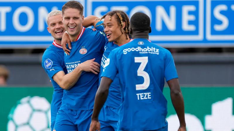 simons and veerman shine for psv in gakpos shadow fb7253a