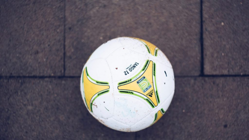 Pourquoi les ballons de football sont-ils si durs ? ? – Authority Soccer